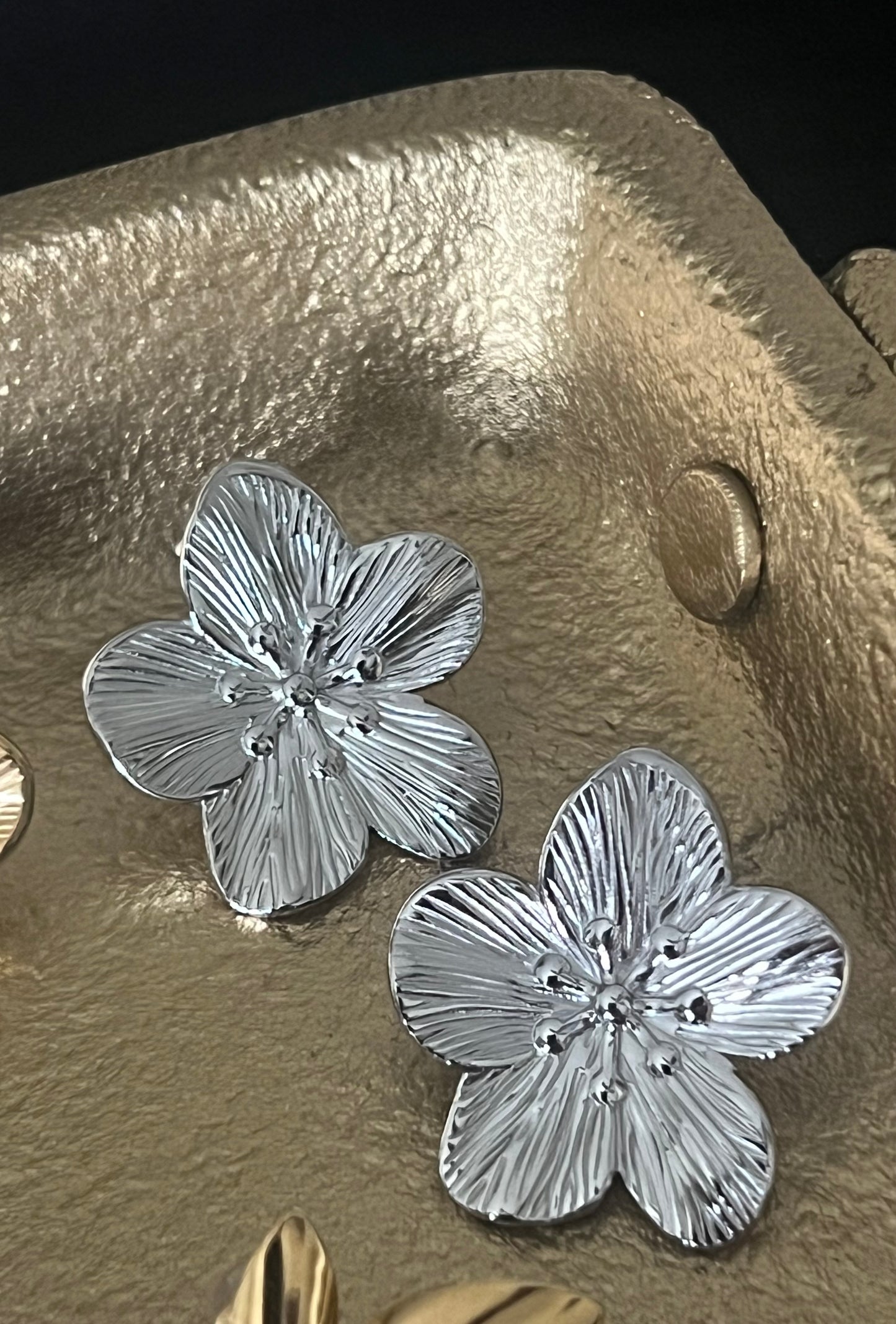 Modern Muse Earrings