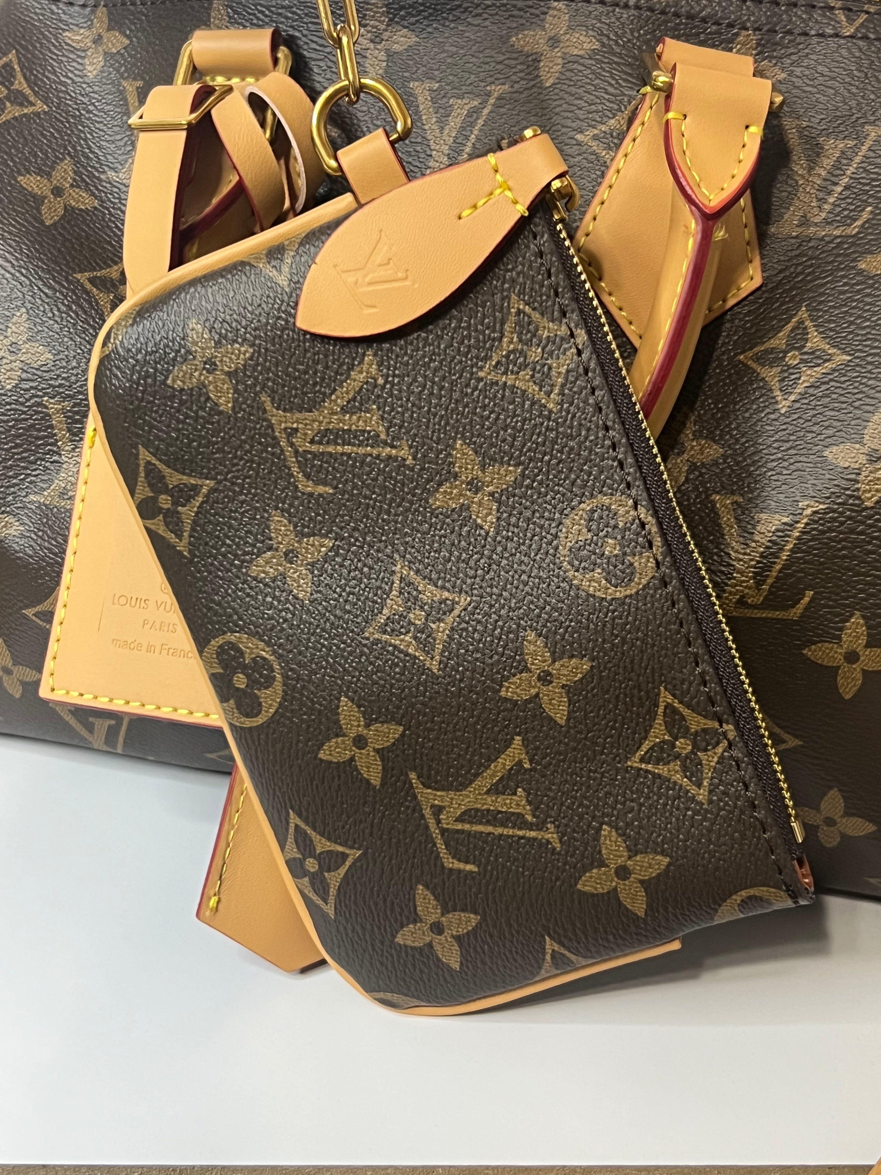 Monogram 25